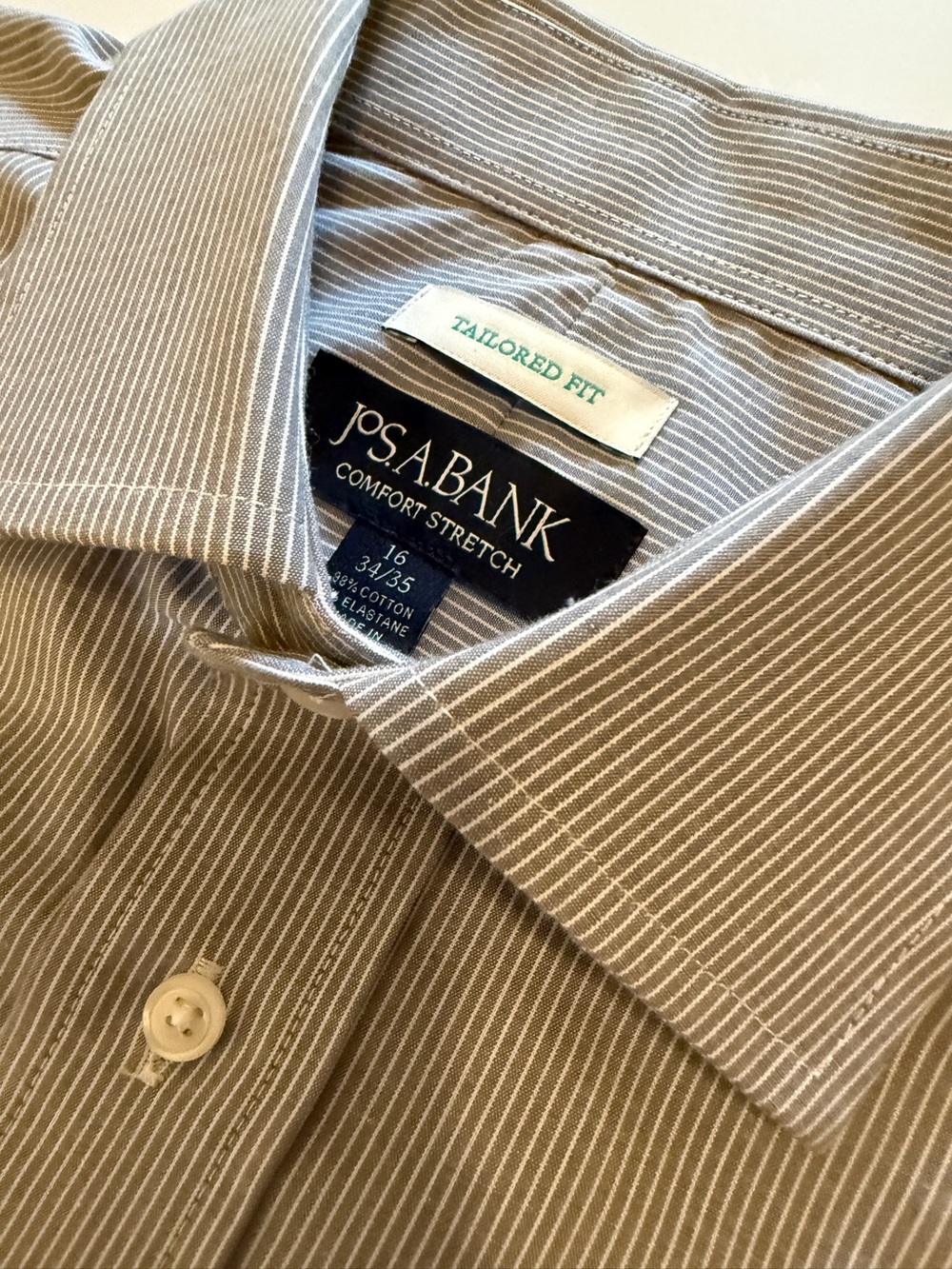 Jos. A. Bank Comfort Stretch Tailored Fit Dress Shirt – Men’s 16 / 34-35 Gray